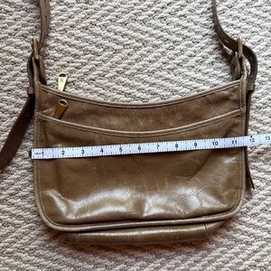 HOBO Chase Crossbody